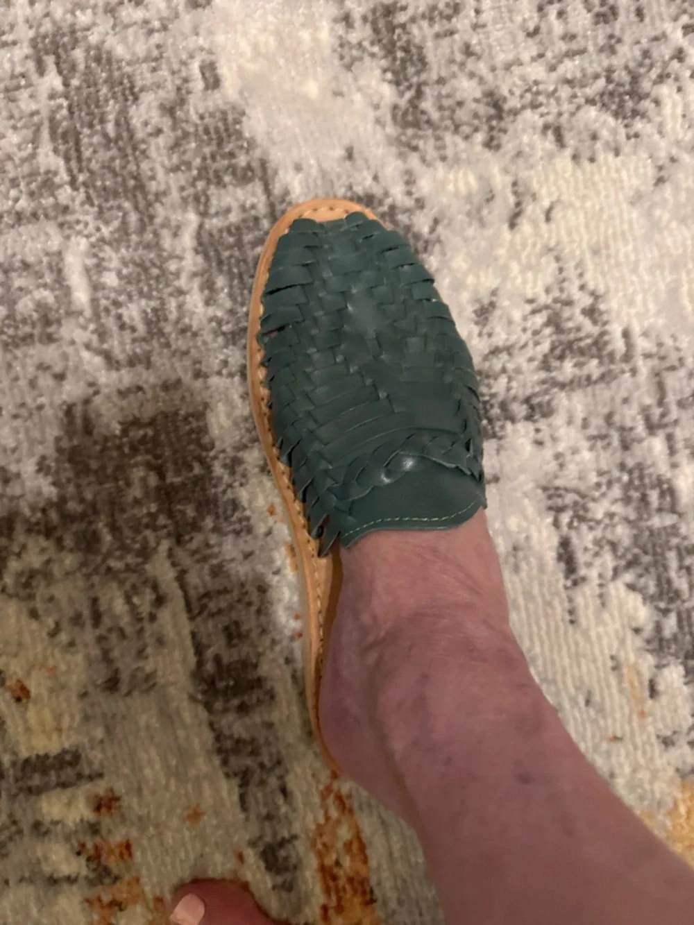 New size 8, turquoise green , leather, woven slides.. - Picture 7 of 7